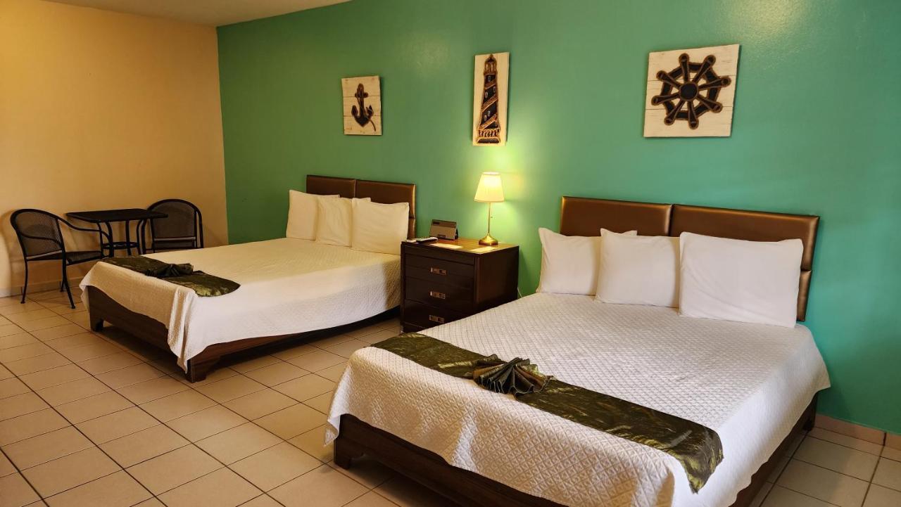 Combate Beach Resort Cabo Rojo Eksteriør billede