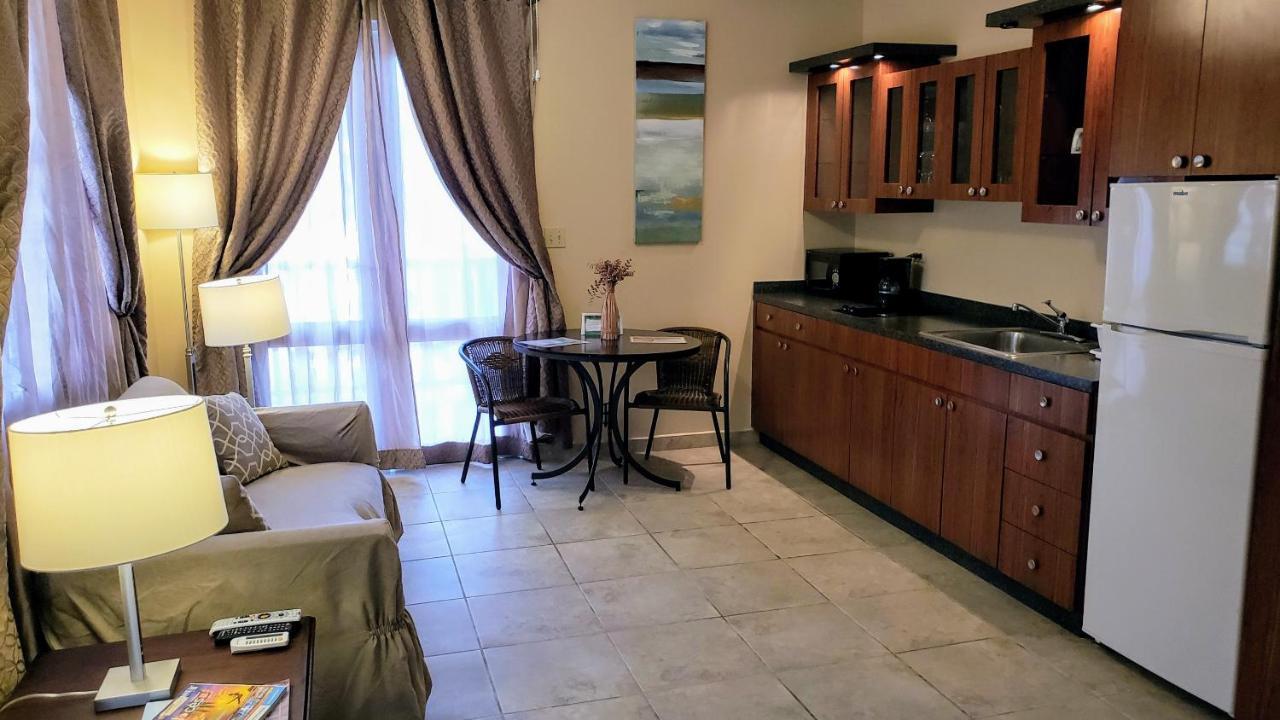 Combate Beach Resort Cabo Rojo Eksteriør billede